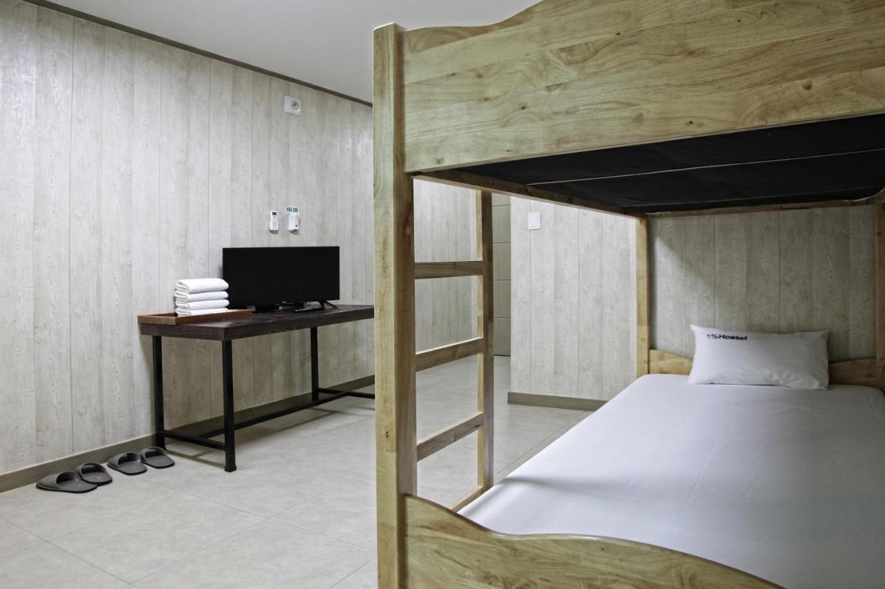 ג'אונג'ו One Percent Hostel מראה חיצוני תמונה