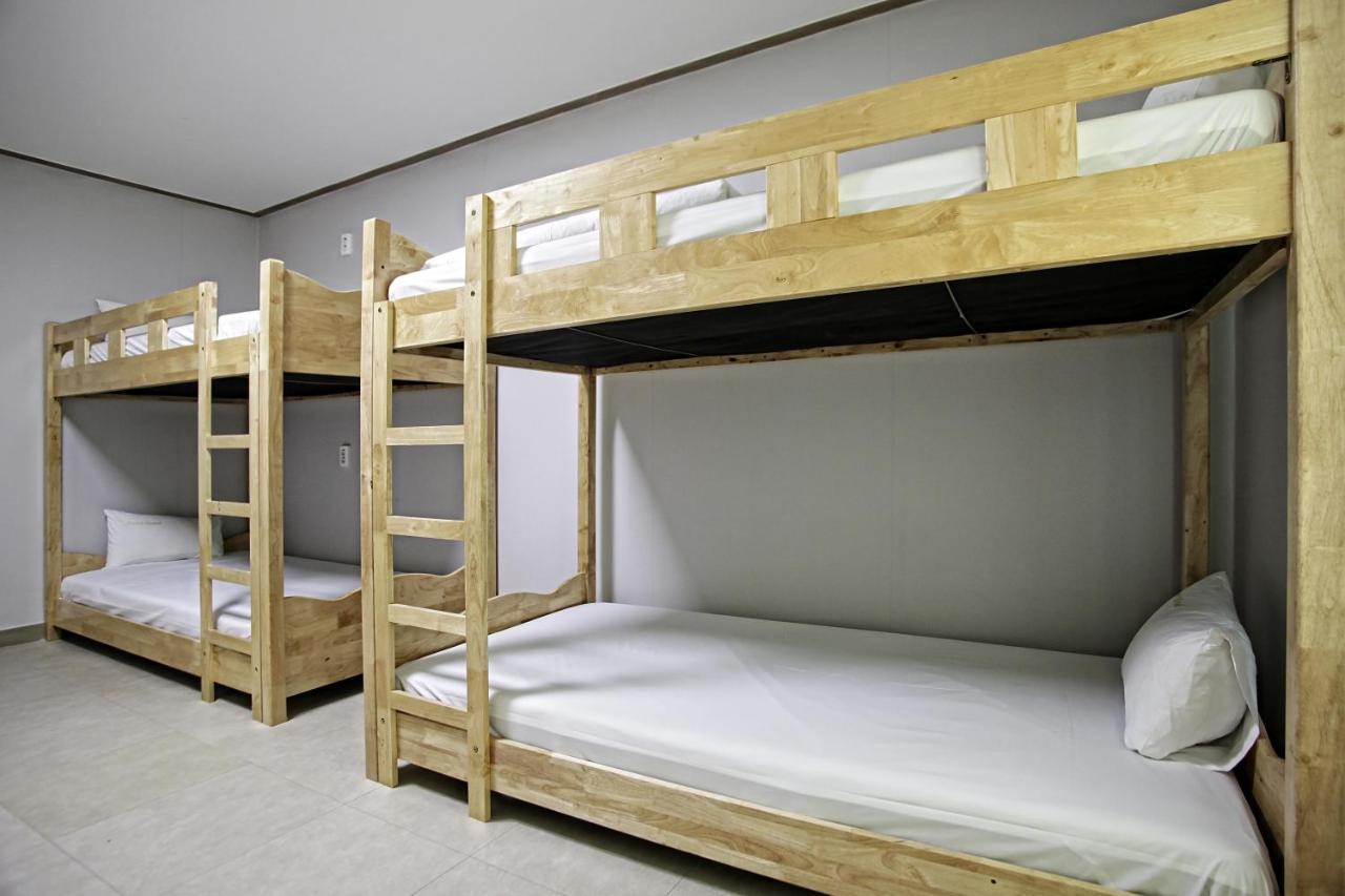 ג'אונג'ו One Percent Hostel מראה חיצוני תמונה