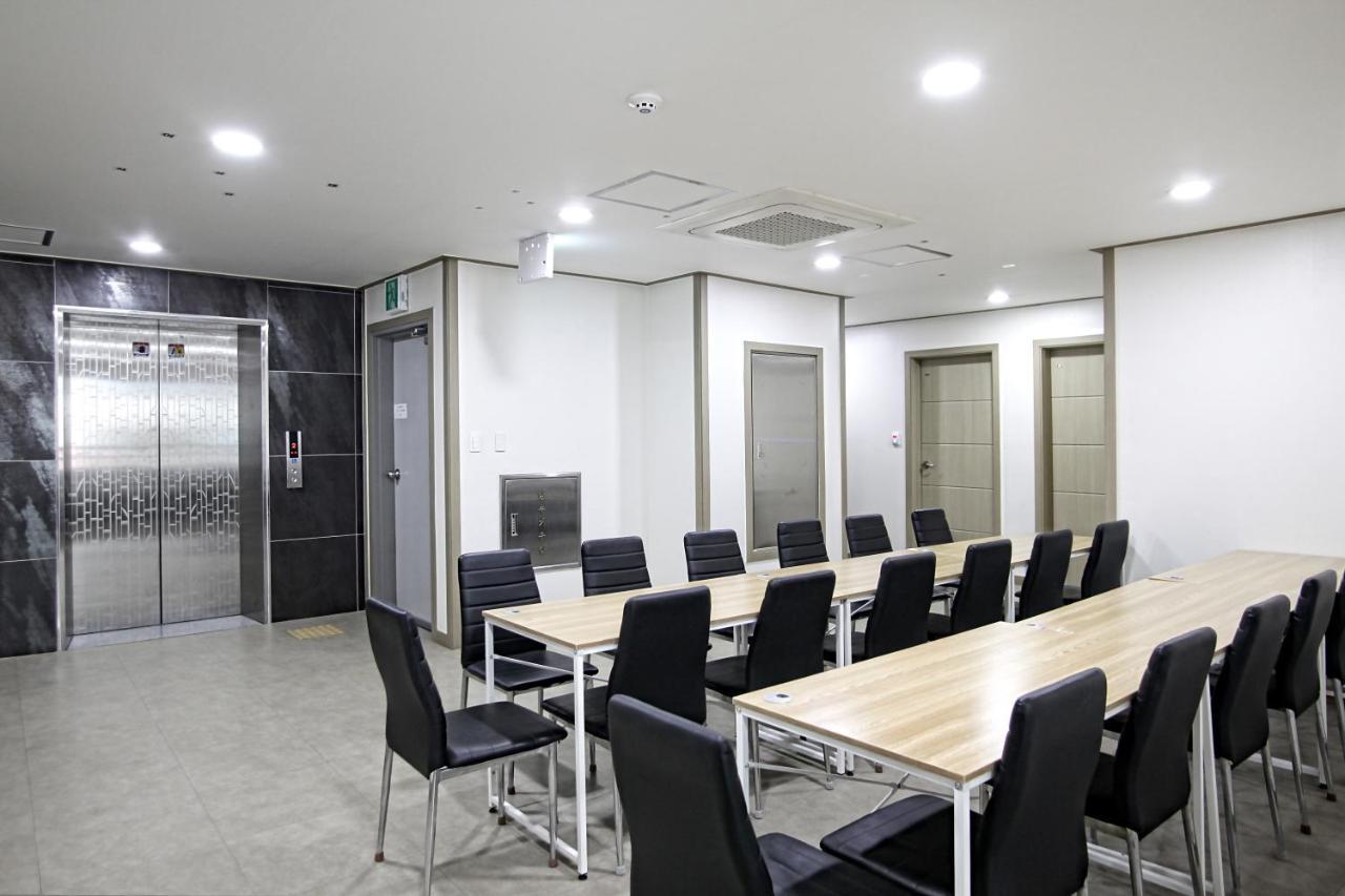 ג'אונג'ו One Percent Hostel מראה חיצוני תמונה