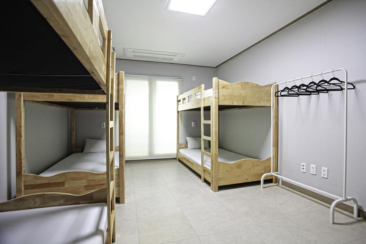 ג'אונג'ו One Percent Hostel מראה חיצוני תמונה